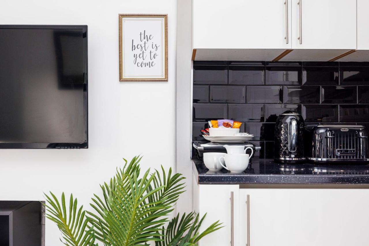 2 Bed Apartment London Eksteriør billede