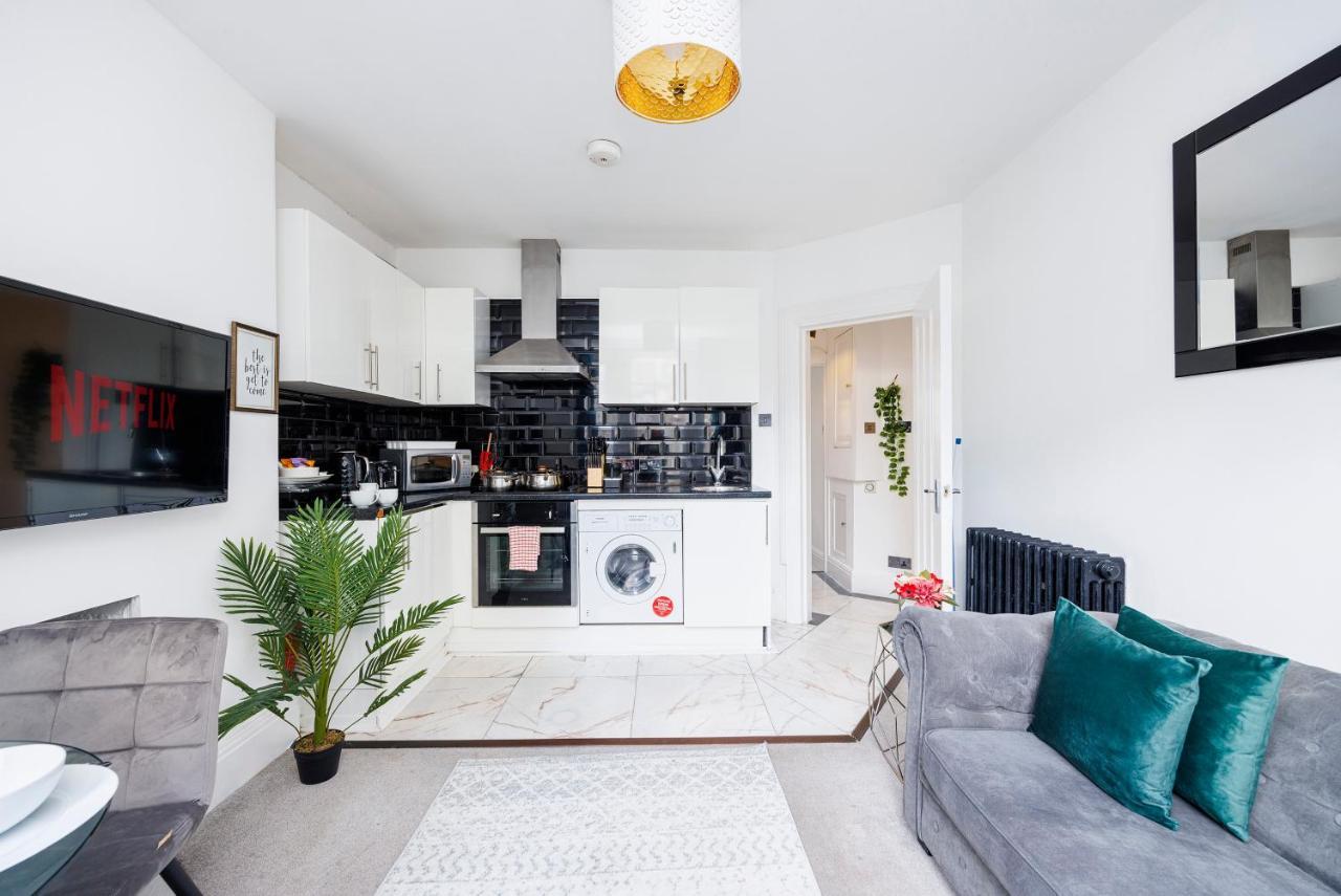 2 Bed Apartment London Eksteriør billede