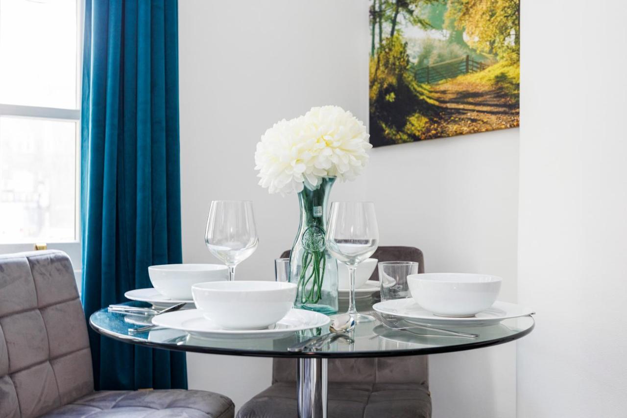 2 Bed Apartment London Eksteriør billede